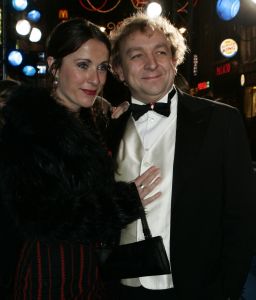 22-12-2005 SHOWBIZZ: PREMIERE VAN DE NIEUWE WALT DISNEY FILM NARNIA IN AMSTERDAM. Tal van bekenden bezochten de premiere van de nieuwe Disney film. 
foto: Albert den Iseger.