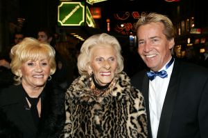 14-12-2005 SHOWBIZZ; PREMIERE VAN FILM KING KONG IN TUSCHINSKI AMSTERDAM. De opkomst van bekend Nederland was voor zo\'n grote film toch terleurstellend te noemen.
foto: Albert den Iseger.