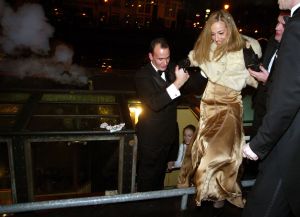 26-11-2005 SHOWBIZZ: DOCHTER VAN EX PRESIDENT MEGAWATI TROUWT IN AMSTERDAM. Kartika Soekarno trouwt met Frits Frederick Seegers in het Amstel hotel in Amsterdam.
foto: Albert den Iseger.