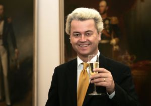 9-12-2005 SHOWBIZZ: BORIS VAN ZONNEVELD ONTMOET GEERT WILDERS. Boris heeft een  gesprek met Geert Wilders in Den Haag.
foto: Albert den Iseger.