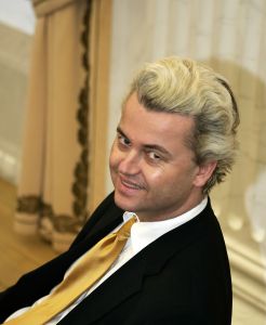 9-12-2005 SHOWBIZZ: BORIS VAN ZONNEVELD ONTMOET GEERT WILDERS. Boris heeft een  gesprek met Geert Wilders in Den Haag.
foto: Albert den Iseger.