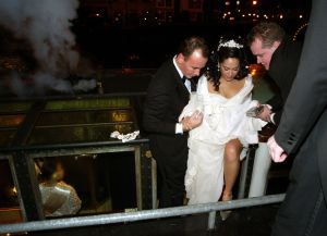 26-11-2005 SHOWBIZZ: DOCHTER VAN EX PRESIDENT MEGAWATI TROUWT IN AMSTERDAM. Kartika Soekarno trouwt met Frits Frederick Seegers in het Amstel hotel in Amsterdam.
foto: Albert den Iseger.