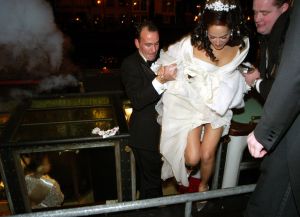 26-11-2005 SHOWBIZZ: DOCHTER VAN EX PRESIDENT MEGAWATI TROUWT IN AMSTERDAM. Kartika Soekarno trouwt met Frits Frederick Seegers in het Amstel hotel in Amsterdam.
foto: Albert den Iseger.