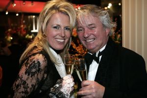 22-12-2005 SHOWBIZZ: BEKEND NEDERLAND WIL ALVAST PROOSTEN OP FIJNE KERSTDAGEN.
foto: Albert den Iseger.