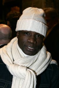 14-12-2005 SHOWBIZZ; PREMIERE VAN FILM KING KONG IN TUSCHINSKI AMSTERDAM. De opkomst van bekend Nederland was voor zo\'n grote film toch terleurstellend te noemen.
foto: Albert den Iseger.
