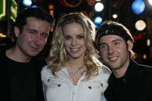 22-12-2005 SHOWBIZZ: PREMIERE VAN DE NIEUWE WALT DISNEY FILM NARNIA IN AMSTERDAM. Tal van bekenden bezochten de premiere van de nieuwe Disney film.
foto: Albert den Iseger.