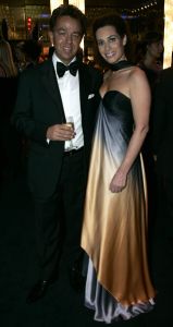 10-12-2005 AKTUEEL: MILJONAIR FAIR 2005 AMSTERDAM. Event for the luxury lifestyle. Het gala feest van kijken en bekeken worden, vele rijke bekenden komen dagelijks naar deze beurs om tegenieten van de meest exclusieve collecties van autos jachten wijnen hobbys sieraden resorts en make up. 
foto: Albert den Iseger.