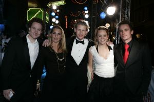 22-12-2005 SHOWBIZZ: PREMIERE VAN DE NIEUWE WALT DISNEY FILM NARNIA IN AMSTERDAM. Tal van bekenden bezochten de premiere van de nieuwe Disney film.
foto: Albert den Iseger.