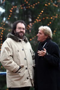 24-12-2007 SHOWBIZZ; ARIE RIBBENS EN JACQUES HERB HERDENKEN ARNE JANSEN OP GEHEEL EIGEN WIJZE. Arie en Jacques hebben een dierbare collega verloren en herdenken hem op geheel eigen wijze.
foto: Albert den Iseger.