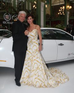 10-12-2007 SHOWBIZZ; DE LAATSTE SOCIETY LUNCH VAN 2007 IN HET KRASNAPOLSKI TE AMSTERDAM. Vele prominenten waren er weer aanwezig op de laatste society lunch van dit jaar. Het was weer een feest zoveel mooie mensen te zien genieten van alle lekkers en van elkaar. Vele bekenden waren weer aanwezig oa. Ben Cramer-Christine Kroonenberg-Esther Oosterhuis-Hans Boskamp-Mariska van Kolck-Pim Smit-Maurice en Danielle Pierot-Rita Verdonk-Vivian Boelen-Barbara Plugge en natuurlijk de gastheer himself Tony Tetro. 
foto: Albert den Iseger