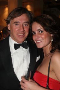 06-12-2007 SHOWBIZZ; MILJONAIRSFAIR IN DE RAI AMSTERDAM WEER GROOT SUCCES. 
Op de VIP avond waren maar liefst 6500 gasten komen opdraven, de een in een nog mooiere creatie dan de ander. Vele bekenden uit Politiek Nederland, Showbizz en Theater waren weer aanwezig op deze overheerlijke party van Glamour en glitter. 
Foto: Albert den Iseger.