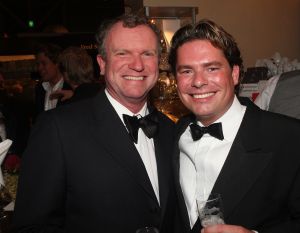 06-12-2007 SHOWBIZZ; MILJONAIRSFAIR IN DE RAI AMSTERDAM WEER GROOT SUCCES. 
Op de VIP avond waren maar liefst 6500 gasten komen opdraven, de een in een nog mooiere creatie dan de ander. Vele bekenden uit Politiek Nederland, Showbizz en Theater waren weer aanwezig op deze overheerlijke party van Glamour en glitter. 
Foto: Albert den Iseger.