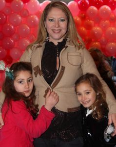 17-12-2007 SHOWBIZZ; K3 EN DE KATTENPRINS IS DE NIEUWSTE FILM VAN KAREN-KRISTEL EN KATHLEEN. Gisteren was het dan zover voor alle kleine prinsessen van Nederland de nieuwste K3 film ging in premiere in het mooiste theater van Nederland Tuschinski. 
foto: Albert den Iseger