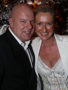 06-12-2007 SHOWBIZZ; MILJONAIRSFAIR IN DE RAI AMSTERDAM WEER GROOT SUCCES. 
Op de VIP avond waren maar liefst 6500 gasten komen opdraven, de een in een nog mooiere creatie dan de ander. Vele bekenden uit Politiek Nederland, Showbizz en Theater waren weer aanwezig op deze overheerlijke party van Glamour en glitter. 
Foto: Albert den Iseger.