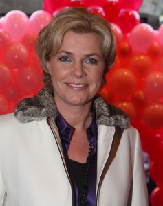 17-12-2007 SHOWBIZZ; K3 EN DE KATTENPRINS IS DE NIEUWSTE FILM VAN KAREN-KRISTEL EN KATHLEEN. Gisteren was het dan zover voor alle kleine prinsessen van Nederland de nieuwste K3 film ging in premiere in het mooiste theater van Nederland Tuschinski. 
foto: Albert den Iseger