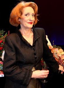 13-12-2008 SHOWBIZZ; PREMIERE VAN PURPER SEIZOEN 2008-2009. De premiere was dit jaar in de schouwburg van Velzen. Grote verrassing van de groep Purper van het aankomende seizoen moet zijn Gerrie van der Klei.
foto: Albert den Iseger.