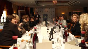 22-12-2010 SHOWBIZZ; NANNIC PARTY IN HUIS TER DUIN NOORDWIJK WEER EEN GROOT SUCCES.
foto: Albert den Iseger