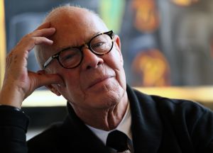 12-12-2012 SHOWBIZZ; HANS VAN MANEN BLIJFT STILL GOING STRONG. Gelauwerde meesterchoreograaf weet van geen ophouden en blijft de regie van alles strak de baas. Barbara Plugge had een intervieuw met deze bijzonder man en schreef een prachtig verhaal over Hans en zijn partner Henk van Dijk. De week in uw weekblad PRIVE.
foto: Albert den Iseger.