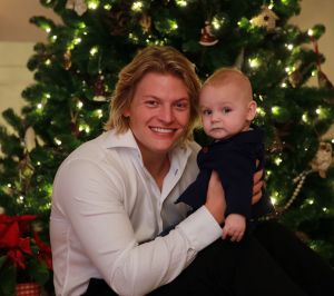 24-12-2013 SHOWBIZZ; THOMAS-MYRTHE EN JACK BERGE VIEREN VOOR HET EERST SAMEN KERST.
foto: Albert den Iseger