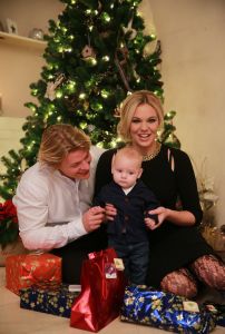 24-12-2013 SHOWBIZZ; THOMAS-MYRTHE EN JACK BERGE VIEREN VOOR HET EERST SAMEN KERST.
foto: Albert den Iseger