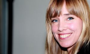 18-12-2014 SHOWBIZZ; DE VERLEIDING VAN EEN MOORDVROUW-DE DUIVELSE GEESTIGE KOMEDIE VAN RICK ENGELKES. Rick Engelkes brengt per 10-Januari een nieuw toneelstuk op de planken DE MOORDVROUW met in de hoofdrollen SARAH CHRONIS-NIENKE ROMER-SANNE VOGEL EN CAMILLA SIEGERTSZ. 
foto: Albert den Iseger