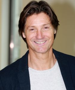 18-12-2014 SHOWBIZZ; DE VERLEIDING VAN EEN MOORDVROUW-DE DUIVELSE GEESTIGE KOMEDIE VAN RICK ENGELKES. Rick Engelkes brengt per 10-Januari een nieuw toneelstuk op de planken DE MOORDVROUW met in de hoofdrollen SARAH CHRONIS-NIENKE ROMER-SANNE VOGEL EN CAMILLA SIEGERTSZ. 
foto: Albert den Iseger