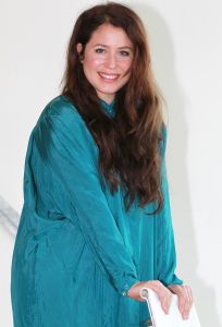 18-12-2014 SHOWBIZZ; DE VERLEIDING VAN EEN MOORDVROUW-DE DUIVELSE GEESTIGE KOMEDIE VAN RICK ENGELKES. Rick Engelkes brengt per 10-Januari een nieuw toneelstuk op de planken DE MOORDVROUW met in de hoofdrollen SARAH CHRONIS-NIENKE ROMER-SANNE VOGEL EN CAMILLA SIEGERTSZ. 
foto: Albert den Iseger