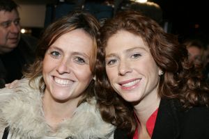 31-01-2005 SHOWBIZZ; PREMIERE VAN FILM VET HARD IN PALTHE AMSTERDAM.BARBARA BAREND MET VRIENDIN
FOTO; ALBERT DEN ISEGER