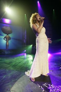 13-02-2005 SHOWBIZZ; FINALE VAN HET NATIONAAL SONGFESTIVAL TE AMSTERDAM. GLENNIS GRACE
FOTO; ALBERT DEN ISEGER