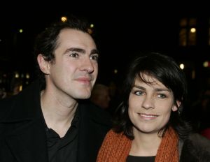 31-01-2005 SHOWBIZZ; PREMIERE VAN FILM VET HARD IN PALTHE AMSTERDAM.JOHAN NIJENHUIS EN VRIENDIN
FOTO; ALBERT DEN ISEGER