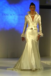 15-11-2003 SHOWBIZZ; MODESHOW ADDY VAN DER KROMMENACKER TE WAALWIJK. MODEL UIT SHOW VAN ADDY
FOTO; ALBERT DEN ISEGER