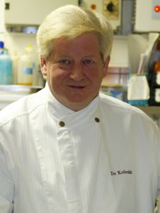 05-02-2005 NIEUWS; SIMON KLOK UIT PURMEREND OVERLEDEN; Simon Klok een zeer populair  horecaondernemer uit Purmerend is  zaterdagmorgen plotseling overleden.
Foto: Albert den Iseger
