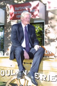 05-02-2005 NIEUWS; SIMON KLOK UIT PURMEREND OVERLEDEN; Simon Klok een zeer populair  horecaondernemer uit Purmerend is  zaterdagmorgen plotseling overleden.
Foto: Albert den Iseger