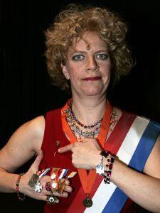 09-02-2006 SHOWBIZZ; GOUDEN EN ZILVEREN HARPEN EN EXPORTPRIJS UITGEREIKT. De Zilveren Harpen 2005 werden uitgereikt aan het hiphopduo Pete Philly en Perquisite de Limburgse Stevie Ann en de 16-jarige zanger Thomas Berge. De Gouden Harpen gingen naar Brigitte Kaandorp, Ferry Maat en Geus Meeuwis. De exportprijs ging naar Within Temptation.
foto: Albert den Iseger.