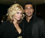 11-02-2006 SHOWBIZZ; PREMIERE ANDRE VAN DUIN SHOW 2006 IN DE RAI AMSTERDAM.
Het bleek na deze premiere dat iedereen van Andre van Duin houdt. Van de oude Kraaij tot de stand up comedian Najib Ahmali, en van Natasja Froger tot Ruud en Estelle Gullit hebben op deze premiere tranen weggepinkt van het lachen en van de ontroering. Andre van Duin_ Ron Brandsteder en Joke Bruijs hebben weer iets groots op de planken neergezet waar iedereen weer van kan genieten de eerst komende maanden.
foto: Albert den Iseger.
