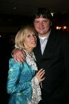 11-02-2006 SHOWBIZZ; PREMIERE ANDRE VAN DUIN SHOW 2006 IN DE RAI AMSTERDAM.
Het bleek na deze premiere dat iedereen van Andre van Duin houdt. Van de oude Kraaij tot de stand up comedian Najib Ahmali, en van Natasja Froger tot Ruud en Estelle Gullit hebben op deze premiere tranen weggepinkt van het lachen en van de ontroering. Andre van Duin_ Ron Brandsteder en Joke Bruijs hebben weer iets groots op de planken neergezet waar iedereen weer van kan genieten de eerst komende maanden.
foto: Albert den Iseger.