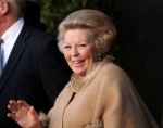 01-02-2008; KONINKLIJK HUIS: JARIGE KONINGIN BEATRIX VIERT SAMEN MET DE JARIGE PRINSES MARGRIET VERJAARDAG IN THEATER CARRE. 
Foto: Albert den Iseger.