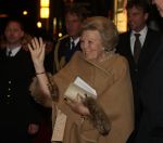01-02-2008; KONINKLIJK HUIS: JARIGE KONINGIN BEATRIX VIERT SAMEN MET DE JARIGE PRINSES MARGRIET VERJAARDAG IN THEATER CARRE. 
Foto: Albert den Iseger.