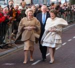 01-02-2008; KONINKLIJK HUIS: JARIGE KONINGIN BEATRIX VIERT SAMEN MET DE JARIGE PRINSES MARGRIET VERJAARDAG IN THEATER CARRE. 
Foto: Albert den Iseger.