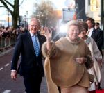 01-02-2008; KONINKLIJK HUIS: JARIGE KONINGIN BEATRIX VIERT SAMEN MET DE JARIGE PRINSES MARGRIET VERJAARDAG IN THEATER CARRE. 
Foto: Albert den Iseger.