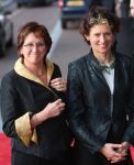 01-02-2008; KONINKLIJK HUIS: JARIGE KONINGIN BEATRIX VIERT SAMEN MET DE JARIGE PRINSES MARGRIET VERJAARDAG IN THEATER CARRE. 
Foto: Albert den Iseger.