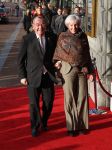 01-02-2008; KONINKLIJK HUIS: JARIGE KONINGIN BEATRIX VIERT SAMEN MET DE JARIGE PRINSES MARGRIET VERJAARDAG IN THEATER CARRE. 
Foto: Albert den Iseger.
