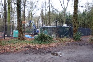 21-01-2009 KONINKLIJK HUIS : DRAKENSTEIN IS BIJNA KLAAR. Er word nog wel verbouwd op Drakenstein maar het hoofd gebouw is klaar. Nu nog een nieuw  kantoor voor de algemene  bewaking en dan is het geheel na een jaren lange verbouwing klaar.
foto: Albert den Iseger