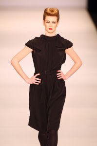 01-02-2009 SHOWBIZZ; MONIQUE COLLIGNON OOK OP AMSTERDAM FASHION WEEK AKTIEF. 
foto: Albert den Iseger