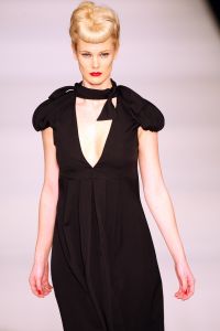 01-02-2009 SHOWBIZZ; MONIQUE COLLIGNON OOK OP AMSTERDAM FASHION WEEK AKTIEF. 
foto: Albert den Iseger