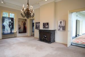 05-02-2009 KONINKLIJKHUIS: NOG NIET VERGETEN KONINGIN JULIANA. De prachtige foto tentoonstelling op Paleis Soestdijk is het begin van een jaar waarin haar honderdste geboortedag wordt herdacht. Een kijkje van wat er te zien is op deze prachtige foto tentoonstelling.
foto: Albert den Iseger.