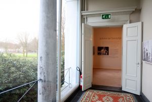 05-02-2009 KONINKLIJKHUIS: NOG NIET VERGETEN KONINGIN JULIANA. De prachtige foto tentoonstelling op Paleis Soestdijk is het begin van een jaar waarin haar honderdste geboortedag wordt herdacht. Een kijkje van wat er te zien is op deze prachtige foto tentoonstelling.
foto: Albert den Iseger.