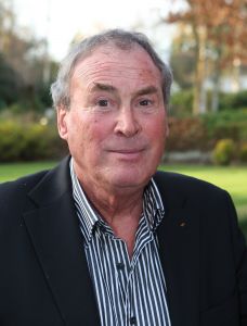 19-11-2009 SHOWBIZZ; SPORTHELDEN VAN WELEER HEFFEN HET GLAS OP FEEST. De tongen raakten los op het wijnfeest in Oisterwijk waar vele sporthelden elkaar troffen.
foto: Albert den Iseger.