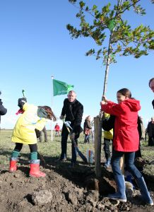 17-10-2009 SHOWBIZZ; NATIONALE BOOMPLANT DAG IN BENTHUIZEN. 
foto: Albert den Iseger