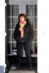 05-02-2010 SHOWBIZZ; PATTY HARPENAU IS BEDROGEN EN GEPLUNDERD DOOR EX ANTOINE. Zo schrijft Yvonne Hoebe deze week in weekblad Prive het aangrijpende verhaal over de scheiding van Patty Harpenau en haar ex echtgenoot Antoine Endtz. Patty die voorheen samen was met Jos Kuijer en ook van hem scheide, heeft voor de zoveelste keer een drama in haar leven. Met een tranen in haar ogen vertelde zij het hele verhaal eenmalig aan Yvonne Hoebe die er een mooi verhaal van maakte wat deze week te lezen is in weekblad Prive.
foto: Albert den Iseger.